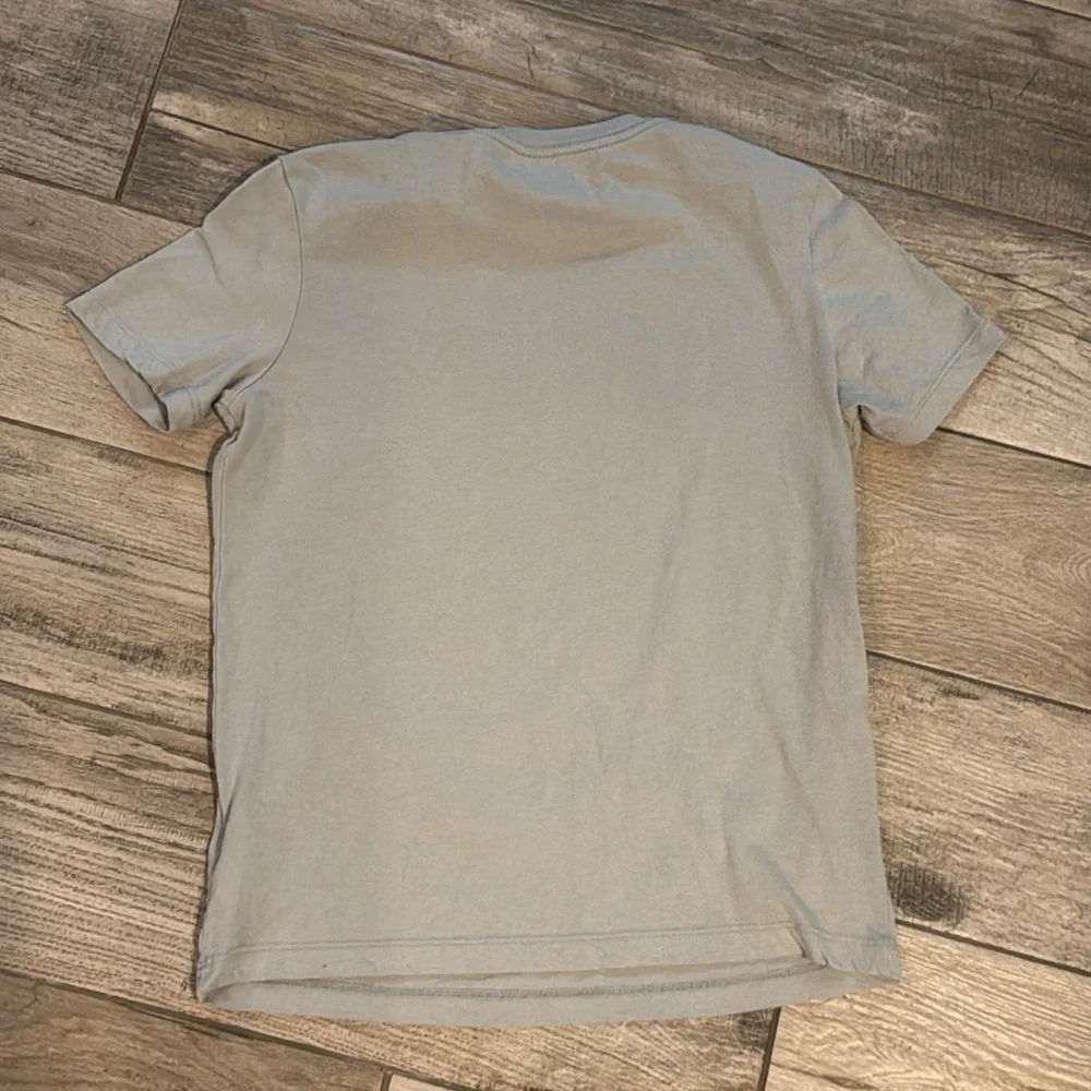 Bundle of 2 Old Navy t-shirts, sz L